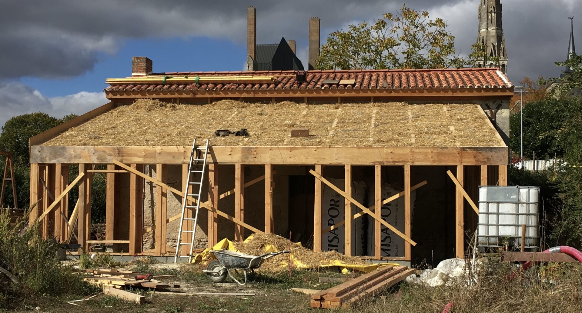 NEHLIG-ECOHABITAT-CONSTRUCTION-PAILLE-TOITURE
